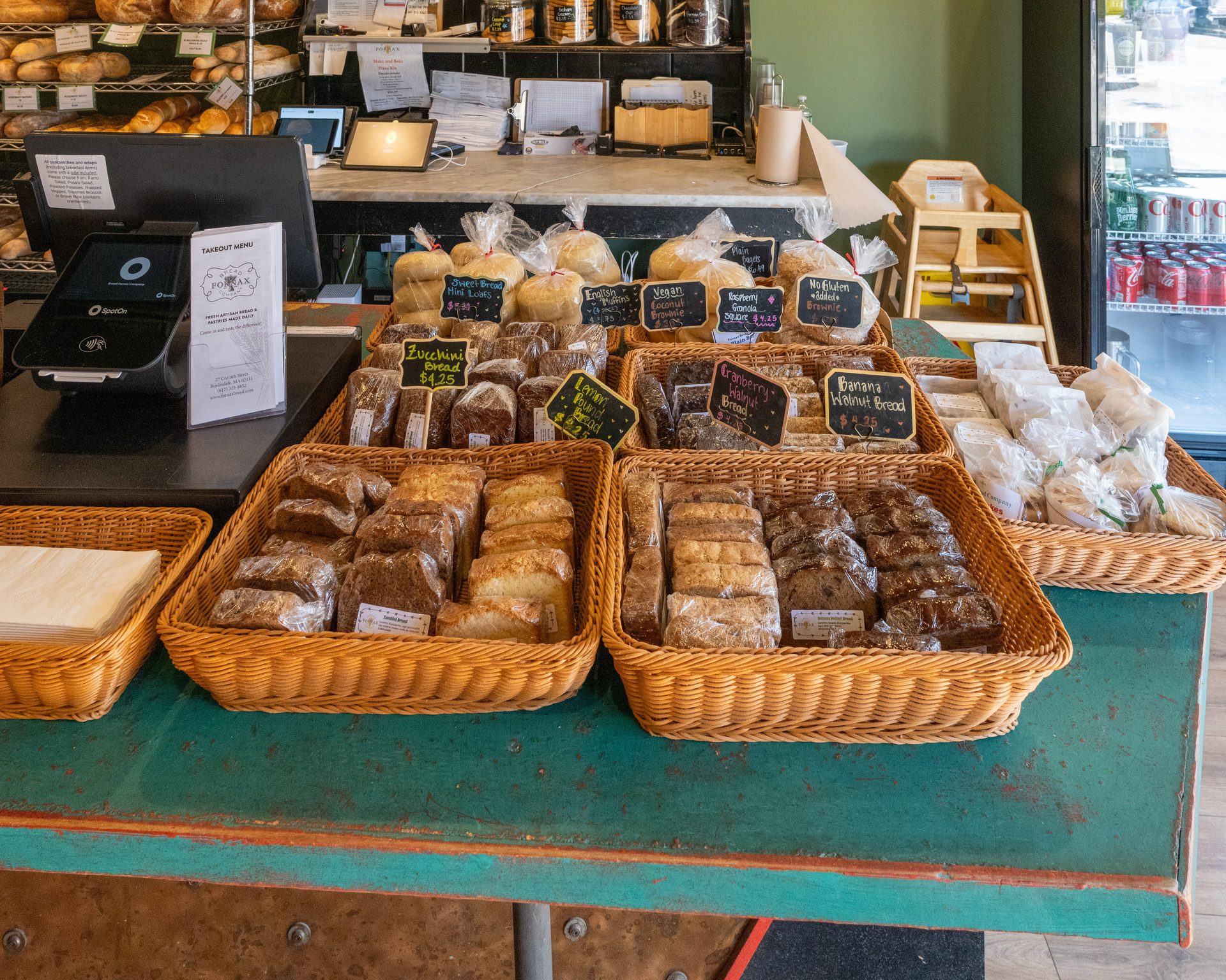 Wholesale bread for restaurants and cafés