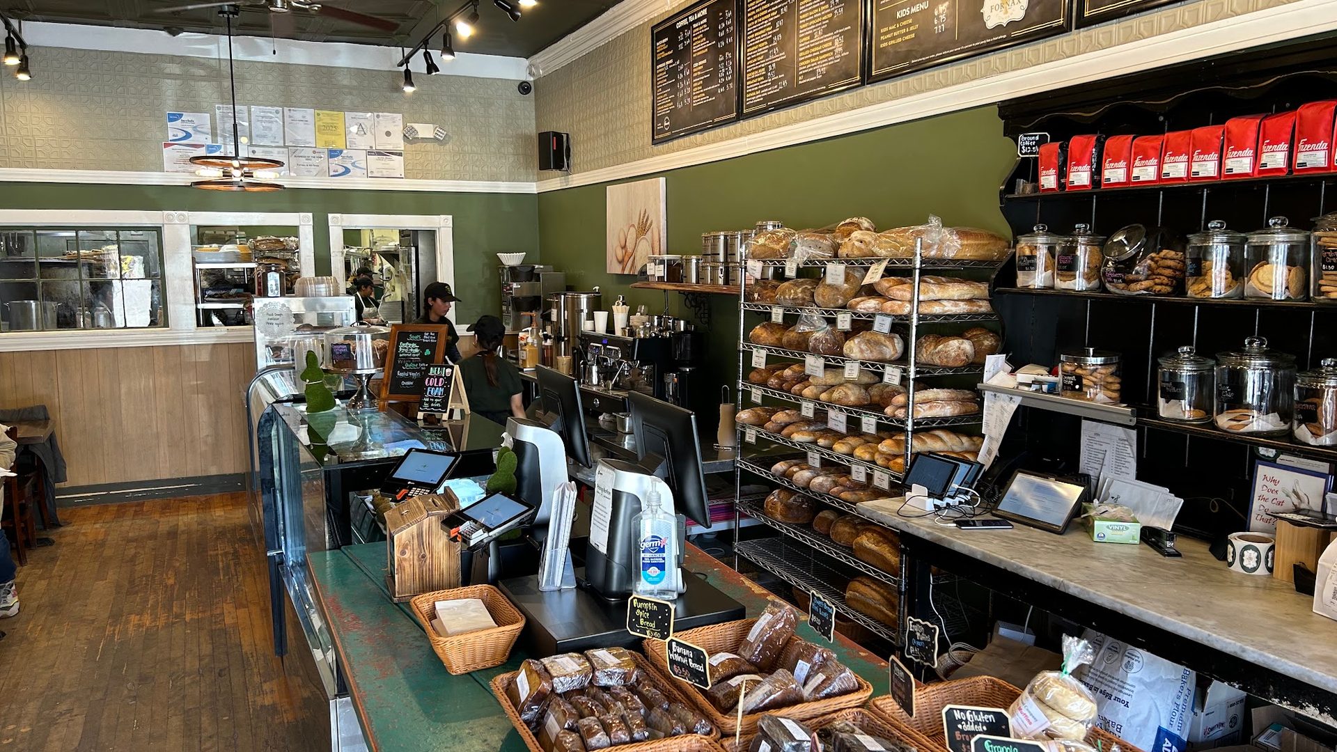Find Fornax bread near you